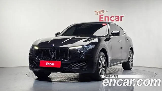 Maserati Levante 2018 — photo 1