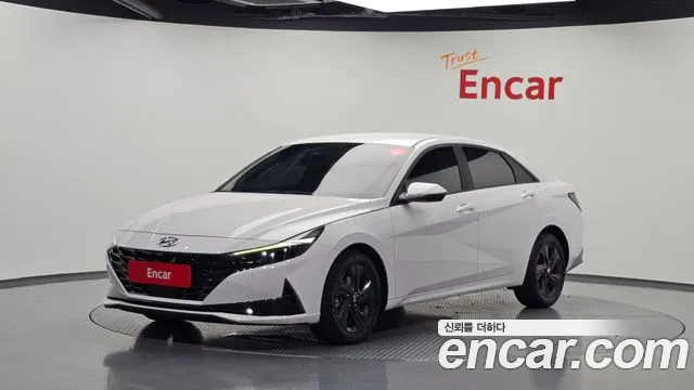 Hyundai AVANTE 2023 — photo 1