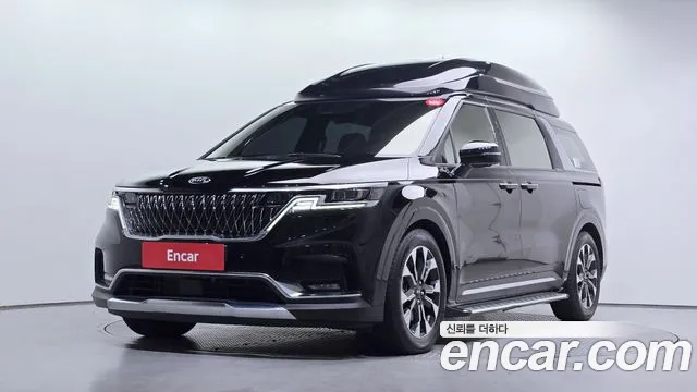 Kia Canival 2021 — photo 1