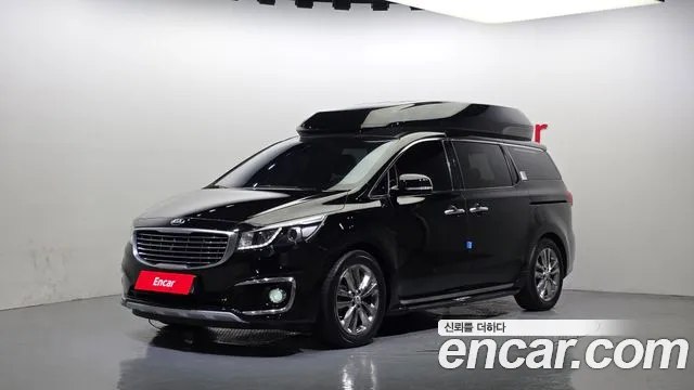 Kia Canival 2016 — photo 1