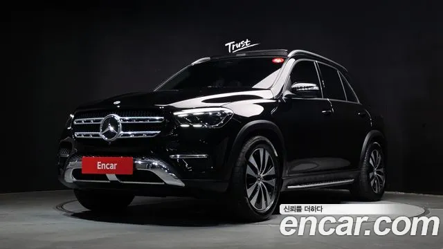 Mercedes-Benz GLE-Class 2025 — photo 1