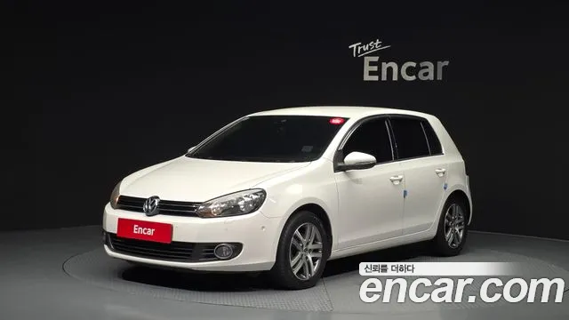 Volkswagen Golf 2012 — photo 1
