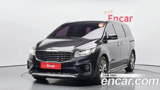 Kia Canival 2019 — photo 1