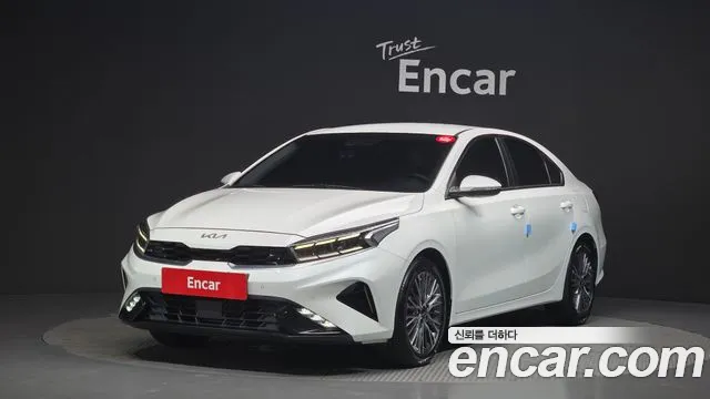 Kia K3 2022 — photo 1