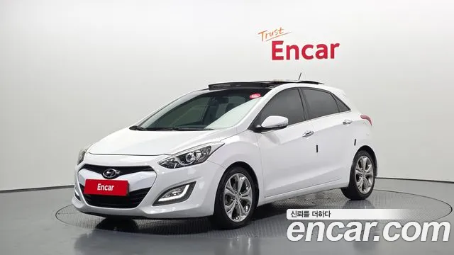 Hyundai i30 2014 — photo 1