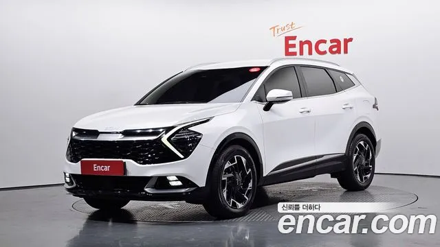 Kia Sportage 2023 — photo 1