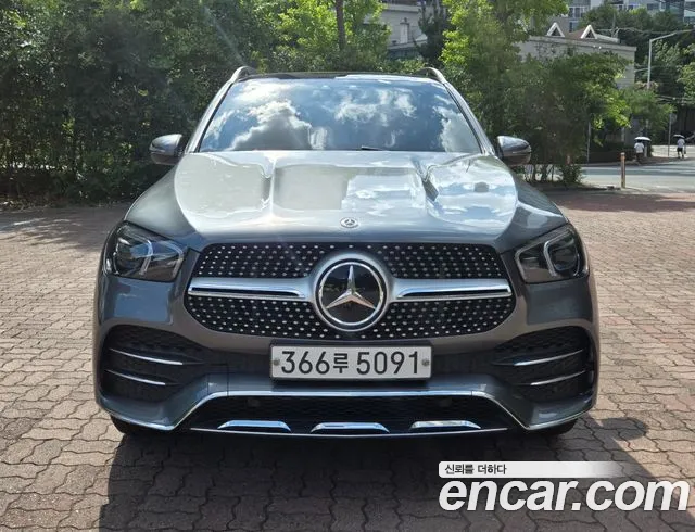 Mercedes-Benz GLE-Class 2020 — photo 1