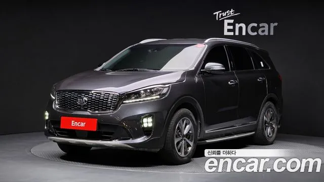 Kia Sorento 2019 — photo 1