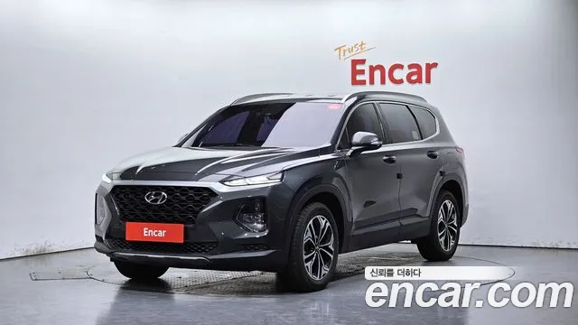 Hyundai Santafe 2019 — photo 1