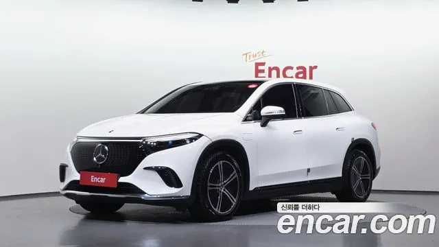 Mercedes-Benz EQS 2023 — photo 1