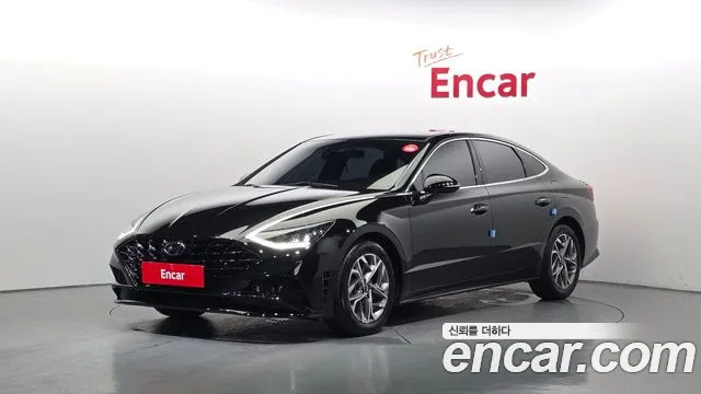 Hyundai Sonata 2022 — photo 1