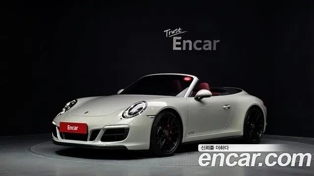 Porsche 911 2018 — photo 1