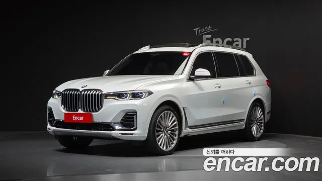BMW X7 2021 — photo 1