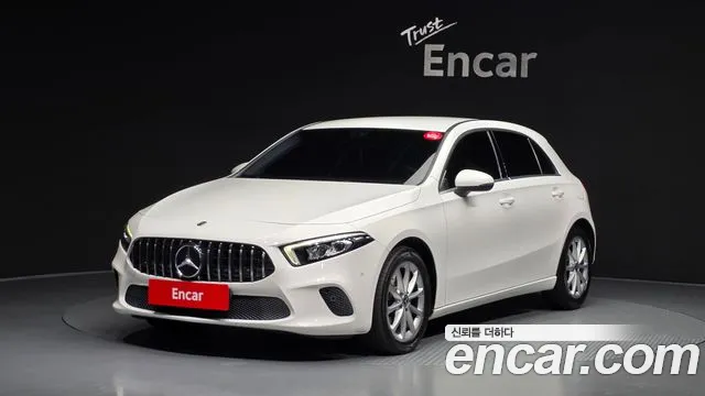Mercedes-Benz A-Class 2019 — photo 1