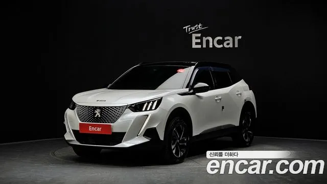 Peugeot 2008 2023 — photo 1