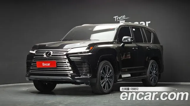 Lexus LX 2026 — photo 1