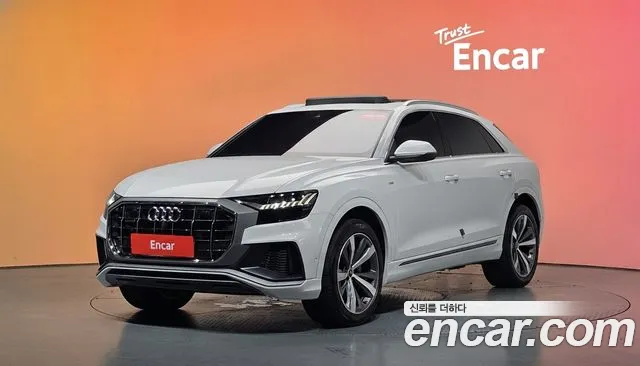 Audi Q8 2021 — photo 1