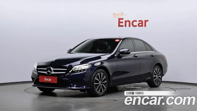 Mercedes-Benz C-Class 2019 — photo 1