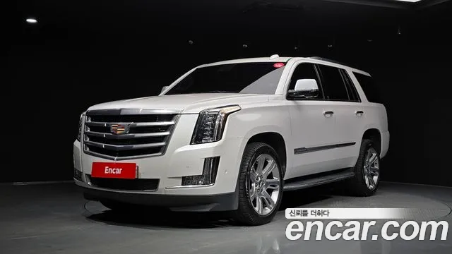 Cadillac Escalade 2018 — photo 1