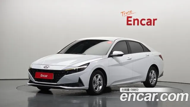 Hyundai AVANTE 2022 — photo 1