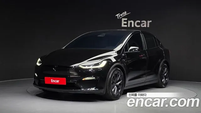 Tesla Model X 2026 — photo 1