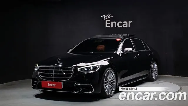 Mercedes-Benz S-Class 2026 — photo 1
