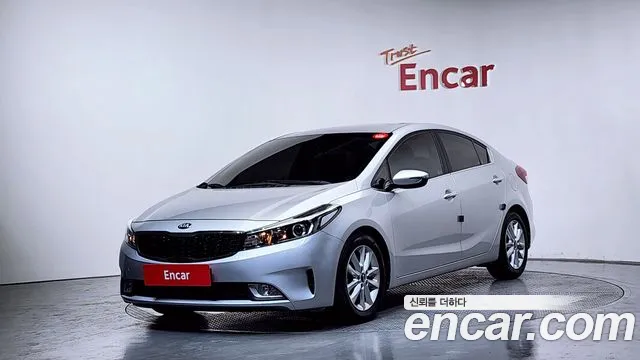 Kia K3 2016 — photo 1