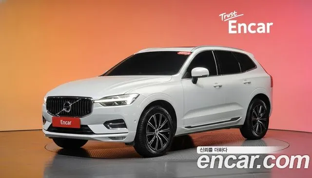 Volvo XC60 2021 — photo 1