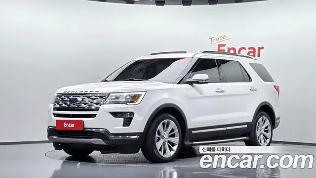 Ford Explorer 2018 — photo 1