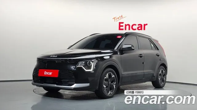 Kia Niro 2024 — photo 1