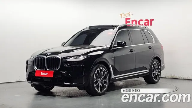 BMW X7 2026 — photo 1