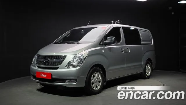 Hyundai Starex 2016 — photo 1