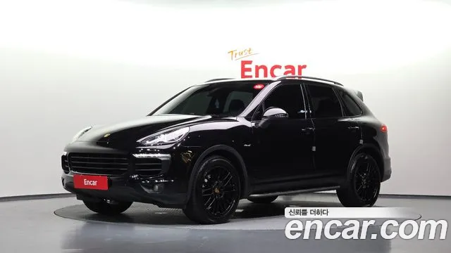 Porsche Cayenne 2016 — photo 1