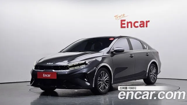 Kia K3 2022 — photo 1