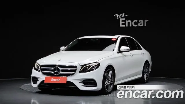 Mercedes-Benz E-Class 2019 — photo 1