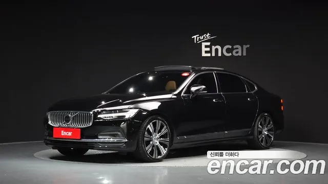 Volvo S90 2023 — photo 1