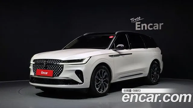 Lincoln Nautilus 2024 — photo 1