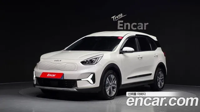 Kia Niro 2024 — photo 1
