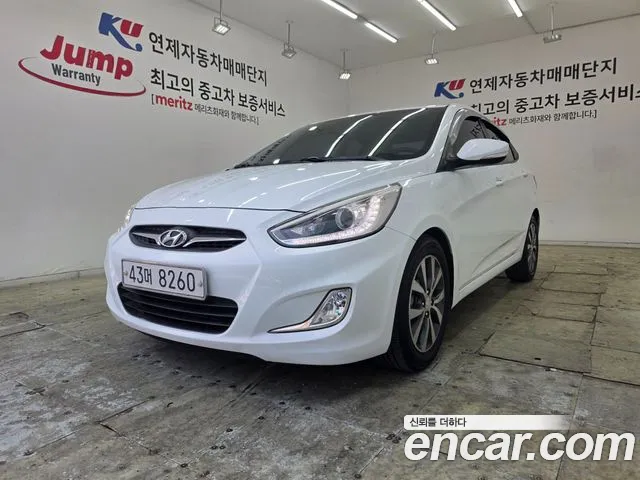Hyundai Accent 2015 — photo 1