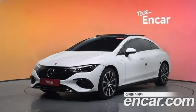 Mercedes-Benz EQE 2023 — photo 1