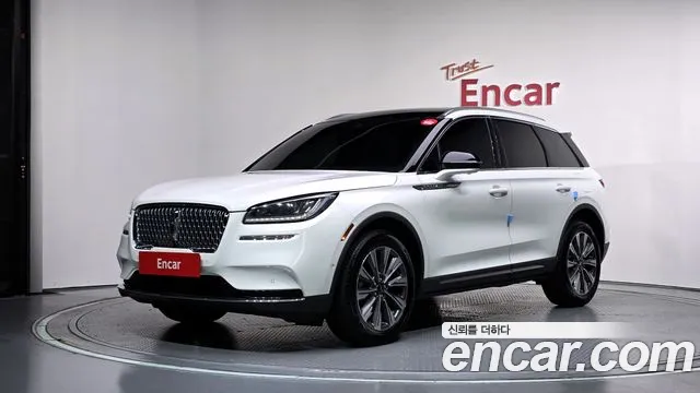 Lincoln Corsair 2022 — photo 1