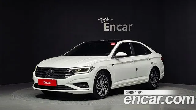 Volkswagen Jetta 2021 — photo 1