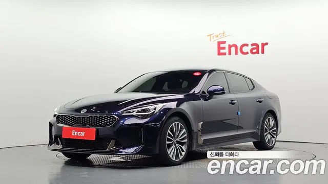 Kia Stinger 2019 — photo 1