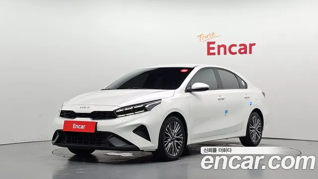 Kia K3 2022 — photo 1