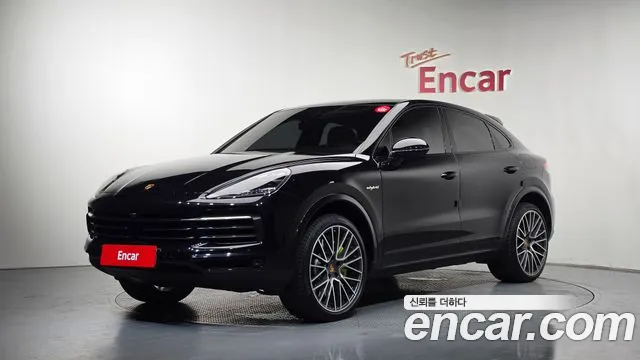 Porsche Cayenne 2020 — photo 1