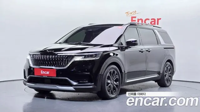 Kia Canival 2021 — photo 1