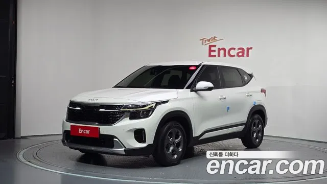 Kia Seltos 2023 — photo 1