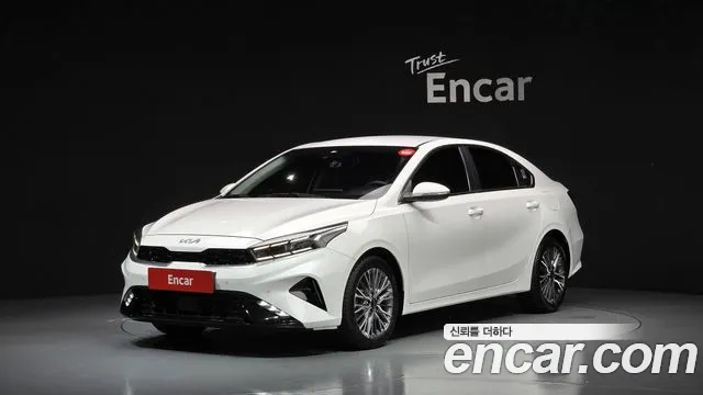 Kia K3 2022 — photo 1