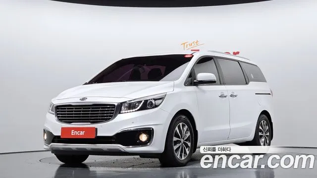 Kia Canival 2018 — photo 1