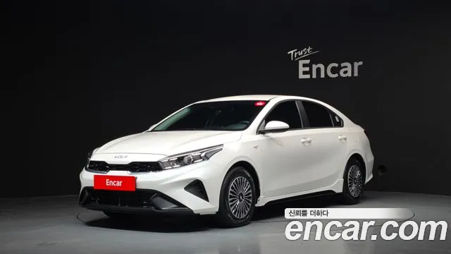 Kia K3 2022 — photo 1